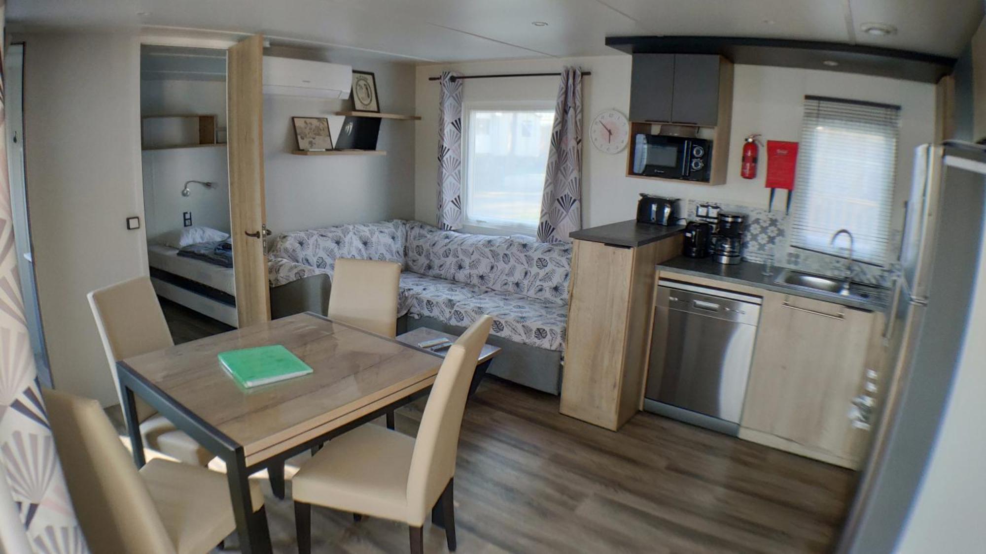 Mobil Home Tout Confort - Cote Landaise Saint-Julien-en-Born Exteriör bild