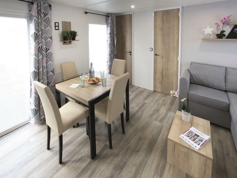 Mobil Home Tout Confort - Cote Landaise Saint-Julien-en-Born Exteriör bild